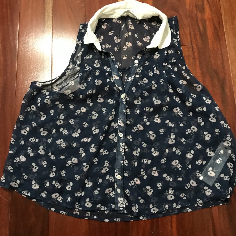 Abercrombie Cropped sleeveless top XS